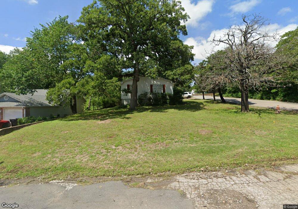 1501 W Main St, Denison, TX 75020 - photo 1