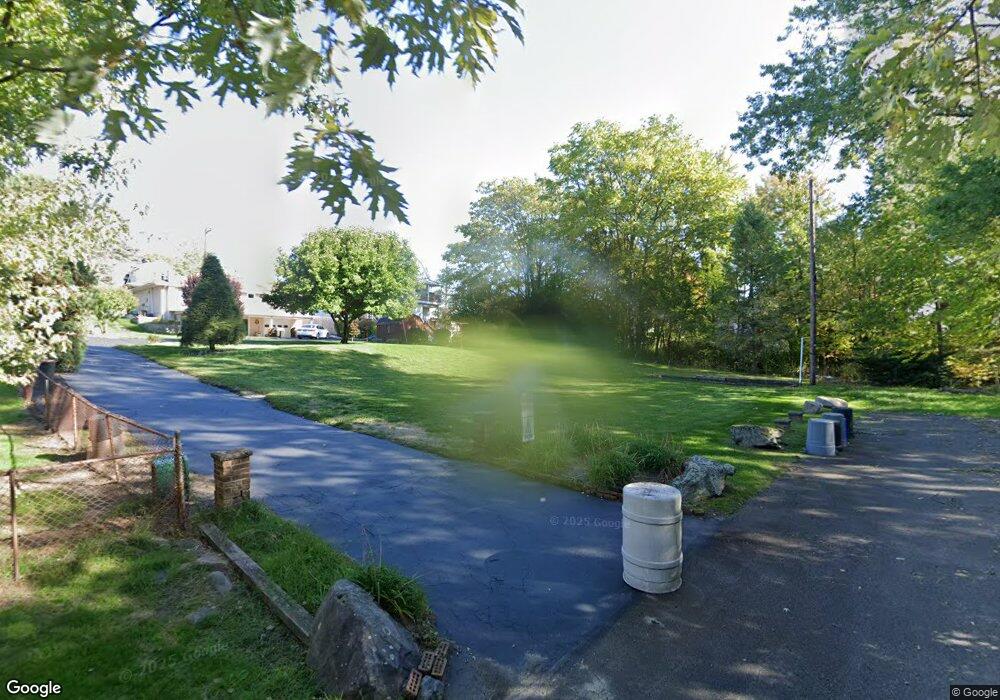 101 White St, Dupont, PA 18641 - photo 1