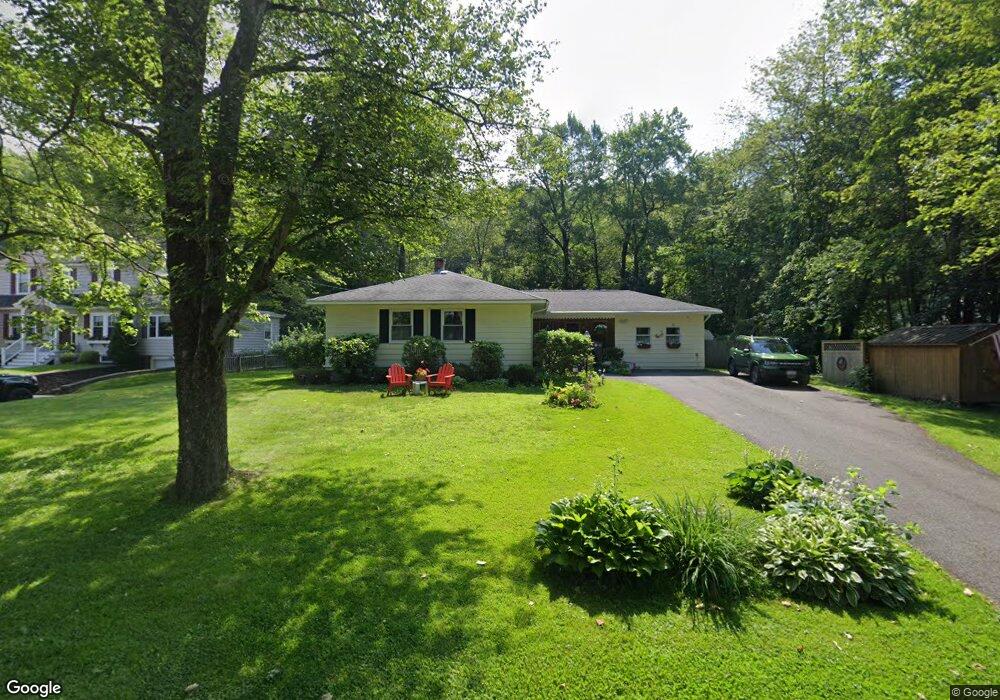 11 Maple Ln, Greenfield, MA 01301 - photo 1