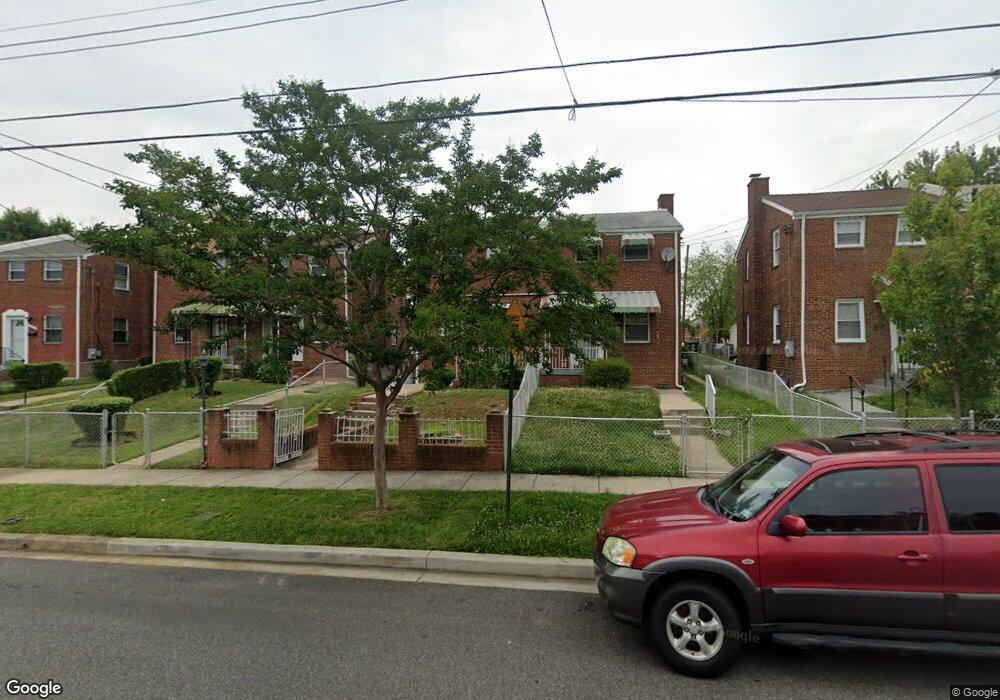 4352 G St SE, Washington, DC 20019 - photo 1