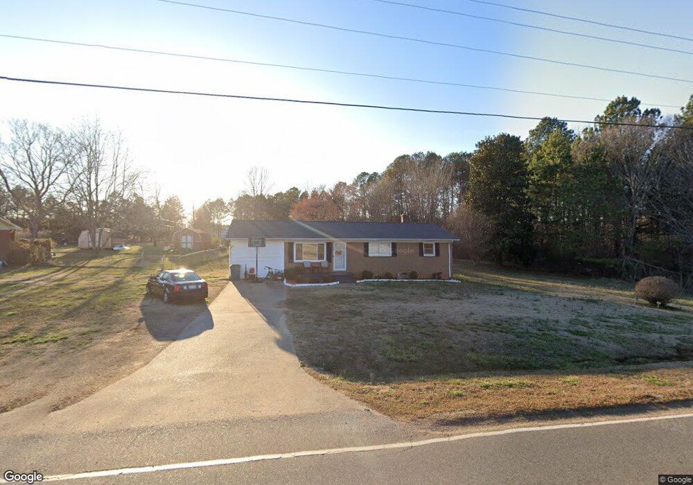 2026 S Morgan St, Shelby, NC 28152 - photo 1