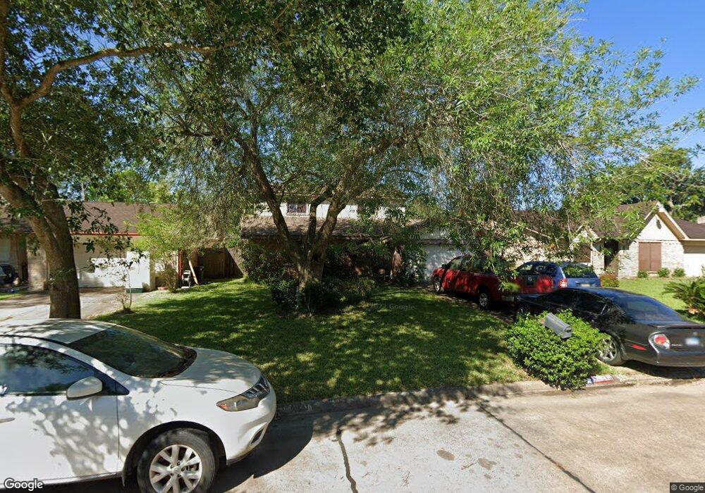 16810 Bougainvilla Ln, Friendswood, TX 77546 - photo 1