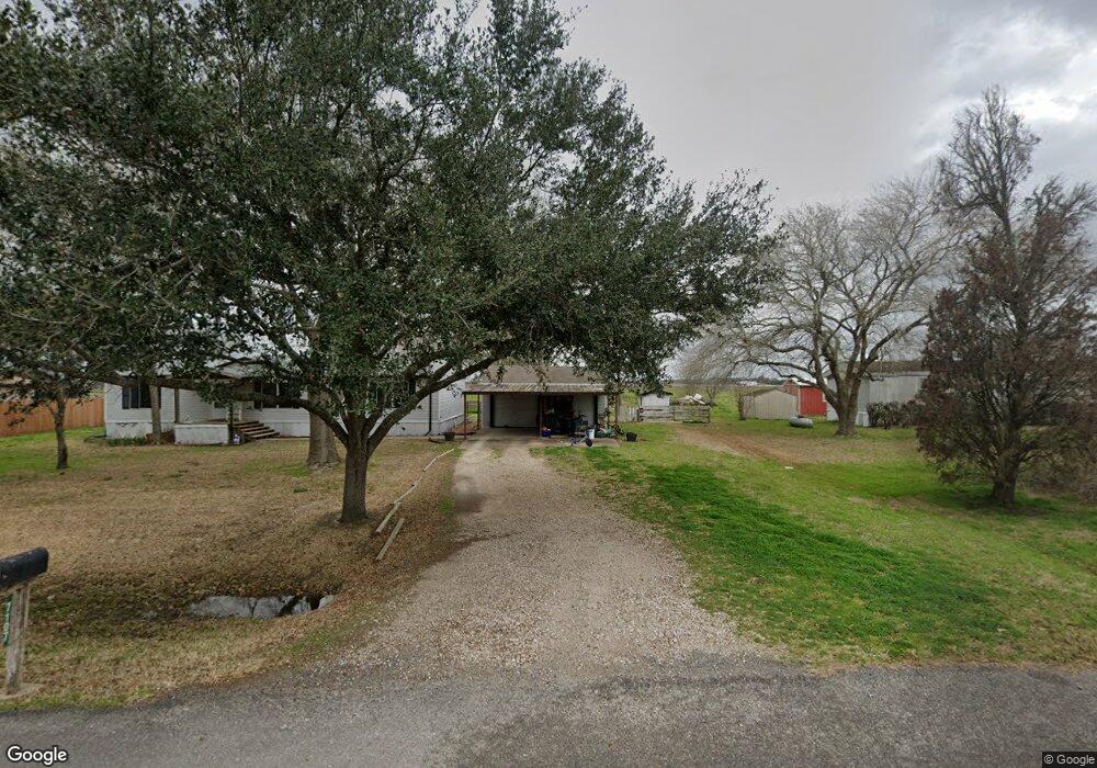 7107 Meadowgreen Ln, Needville, TX 77461 - photo 1