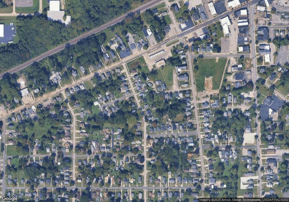 83 Swan St, Geneva, OH 44041 - photo 1