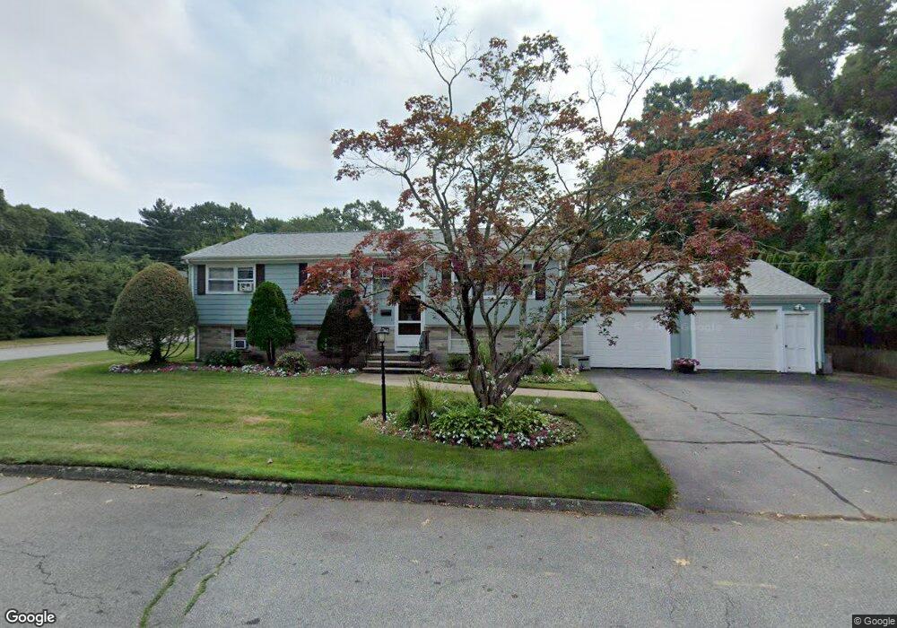 120 Sprague Ave, Warwick, RI 02889 - photo 1