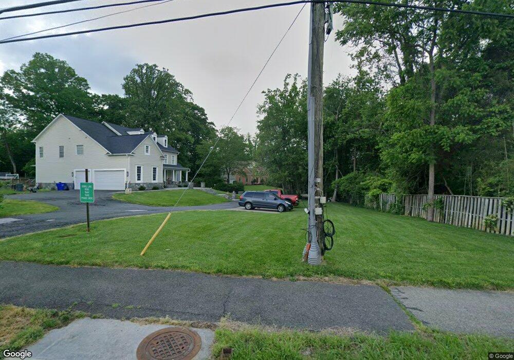 9644 Burke Lake Rd, Burke, VA 22015 - photo 1