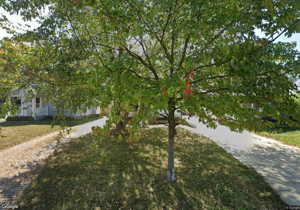 673 E Mithoff St, Columbus, OH 43206 - photo 1