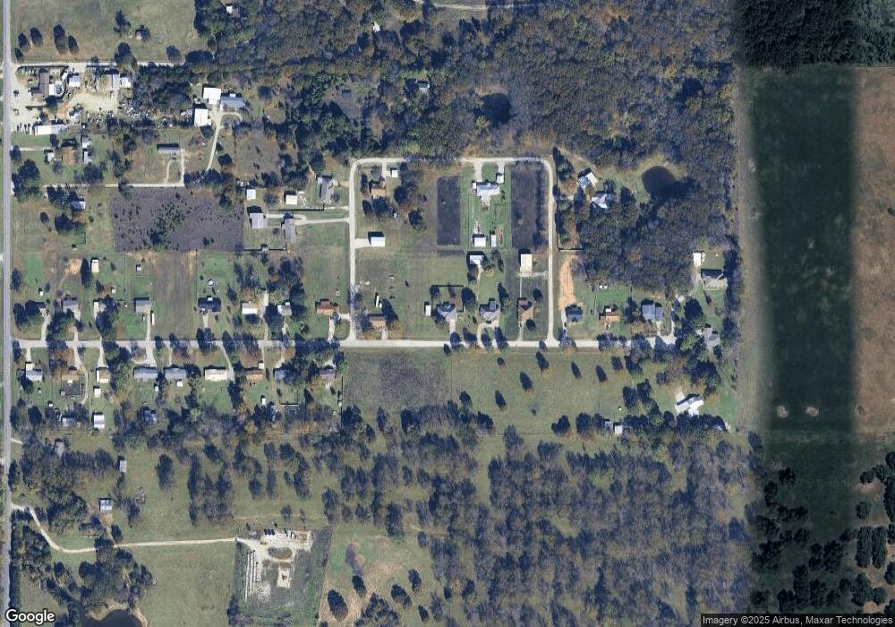 305 Sandy Ln, Ardmore, OK 73401 - photo 1