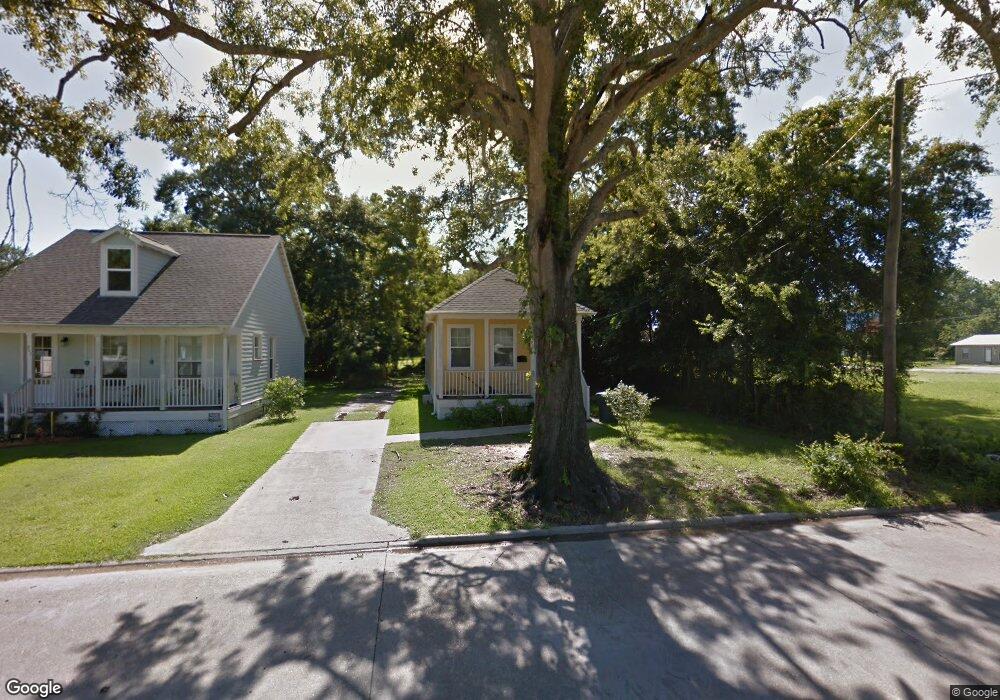 913 Simmons St, Lake Charles, LA 70601 - photo 1