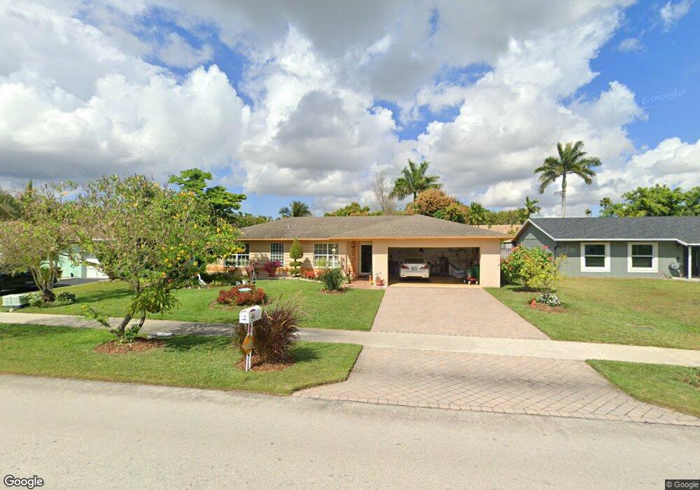 12511 SW 10th Ct, Davie, FL 33325 - photo 1