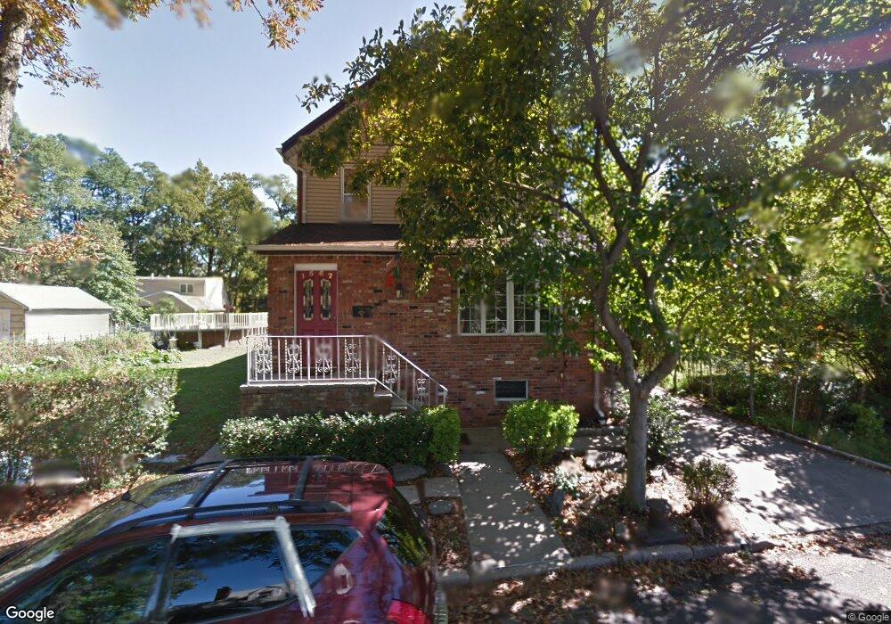 1567 Bedford St, Rahway, NJ 07065 - photo 1