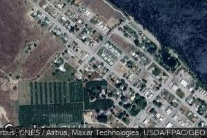 724 Columbia Ave, Bridgeport, WA 98813