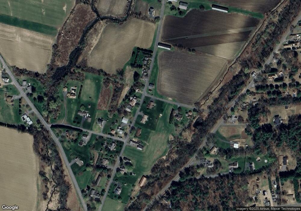 5 Grybko Cross Rd, Sunderland, MA 01375 - photo 1