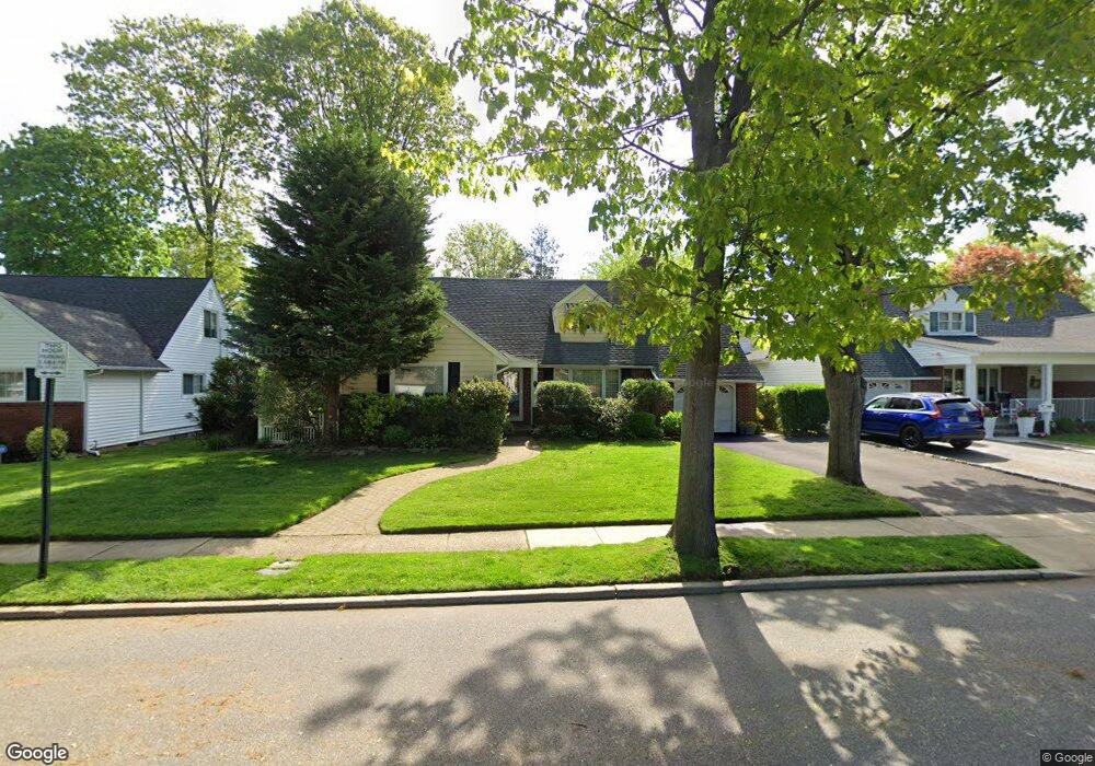 17 Adams St, Garden City, NY 11530 - photo 1