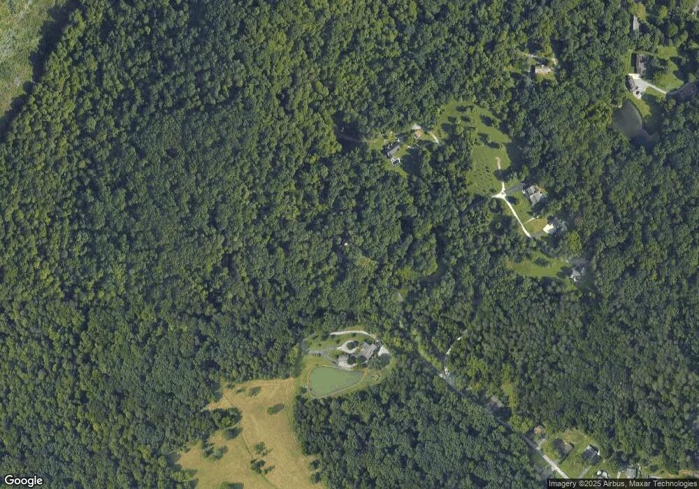 701 Mills Ln, New Albany, IN 47150 - photo 1