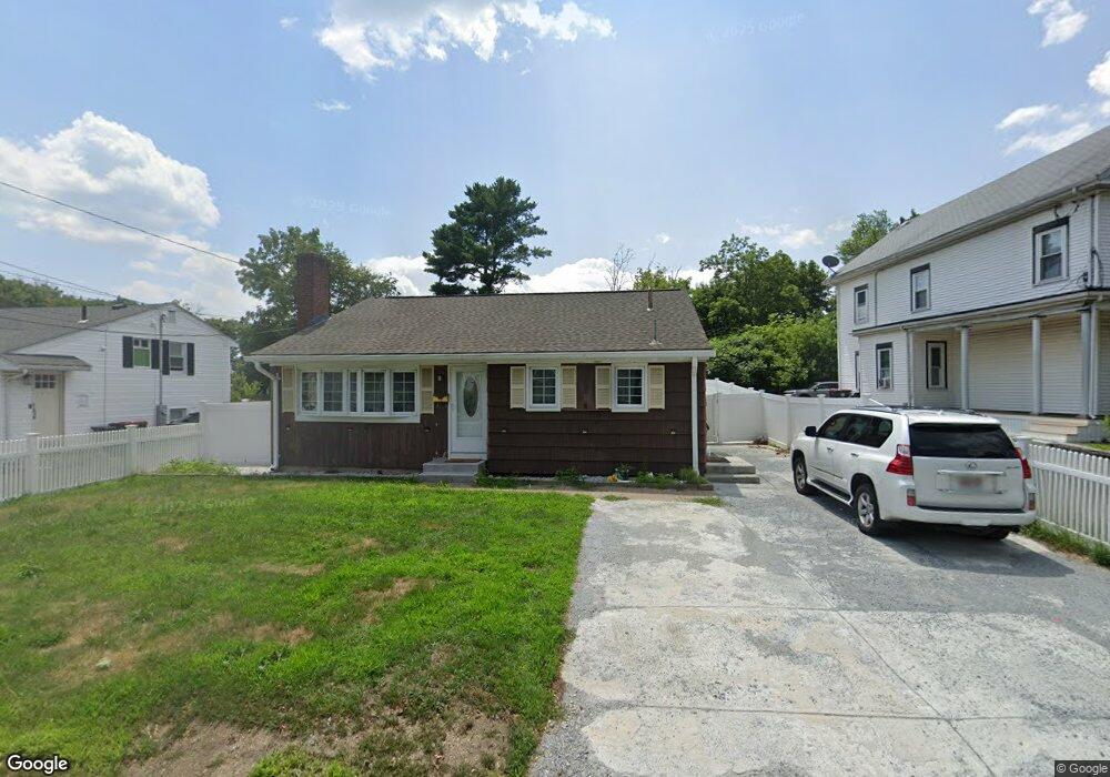 47 Pine St, Brockton, MA 02302 - photo 1