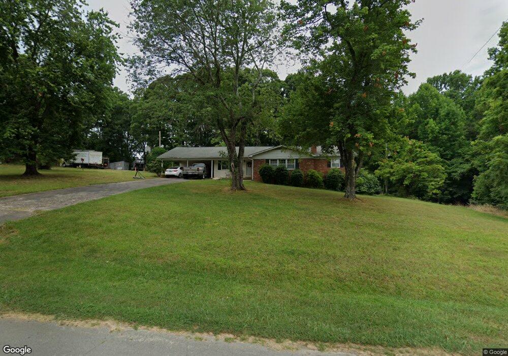 439 Henry Parrish Rd, Asheboro, NC 27205 - photo 1