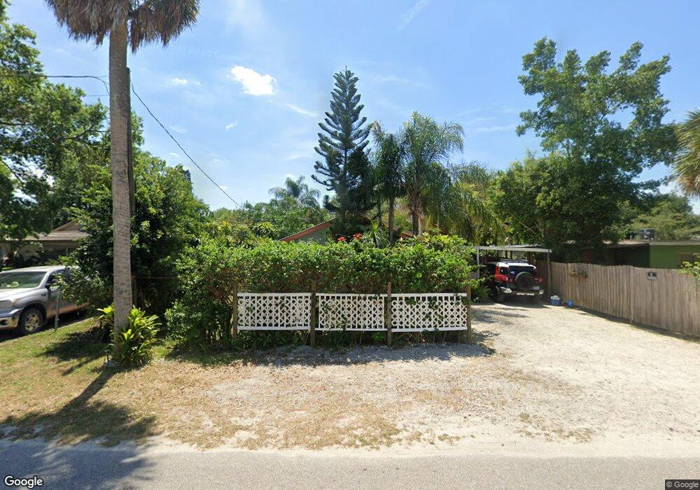 254 E Royal Palm St, Lake Placid, FL 33852 - photo 1