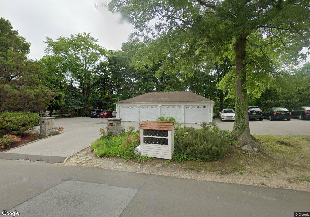 9 Weaver St, Greenwich, CT 06831 - photo 1