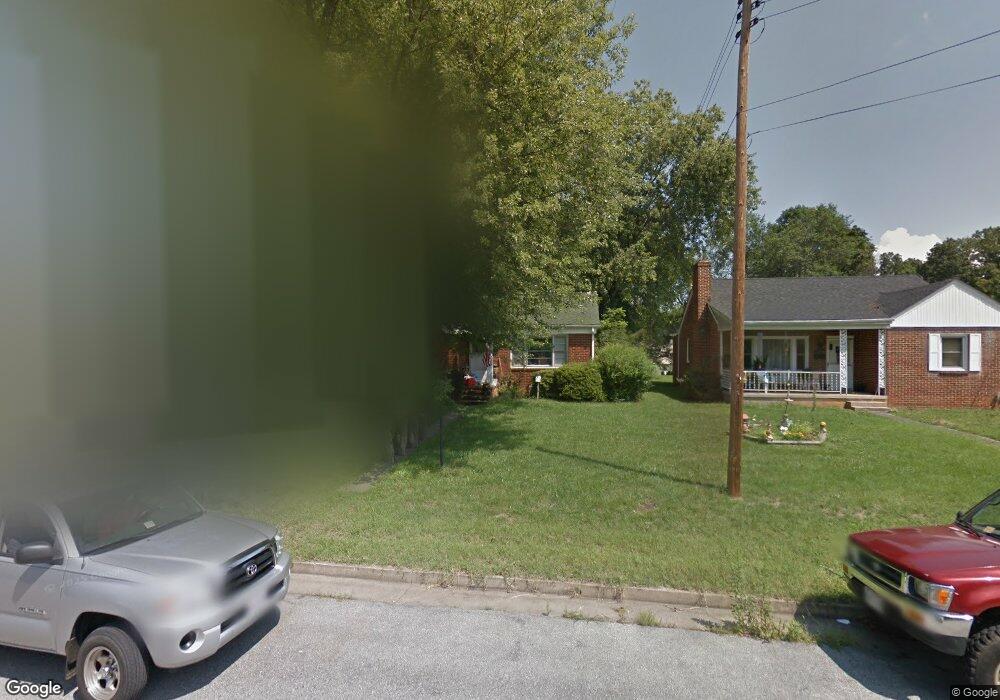 2133 Cortland St, Waynesboro, VA 22980 - photo 1