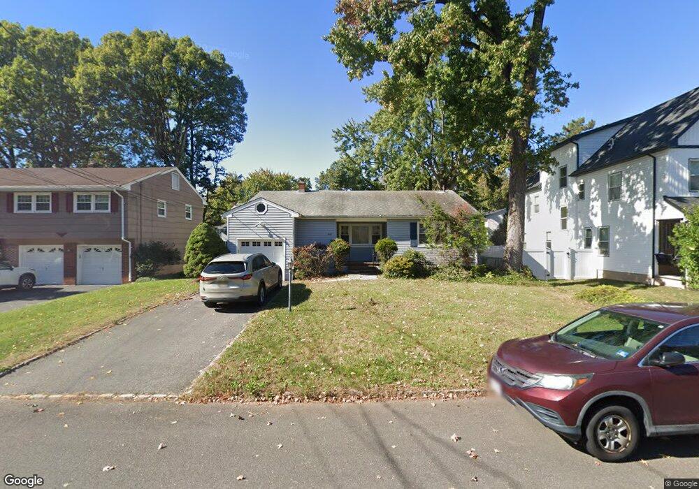 2105 Princeton Ave, Scotch Plains, NJ 07076 - photo 1