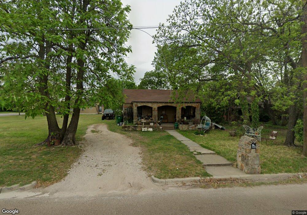 200 S Cowan St, Decatur, TX 76234 - photo 1