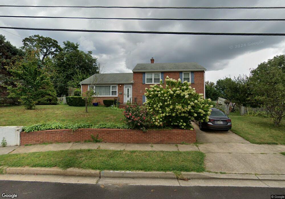 622 Wallerson Rd, Catonsville, MD 21228 - photo 1