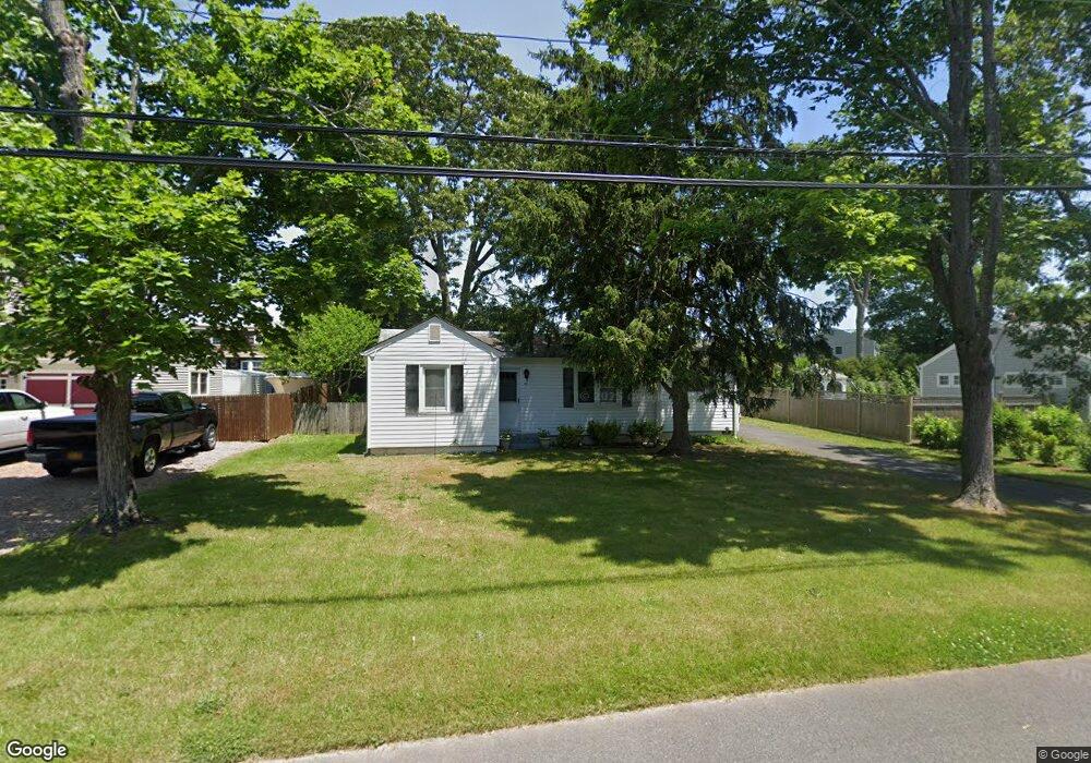 20 Willyn Rd, Blue Point, NY 11715 - photo 1