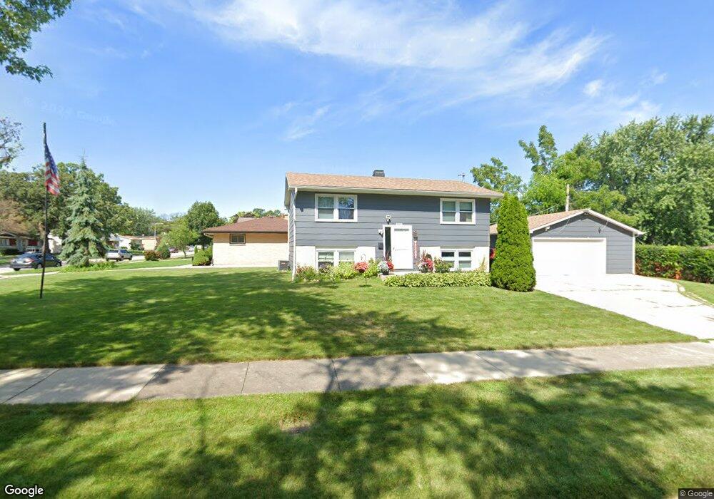 2520 Metropolitan Ave, Waukegan, IL 60087 - photo 1