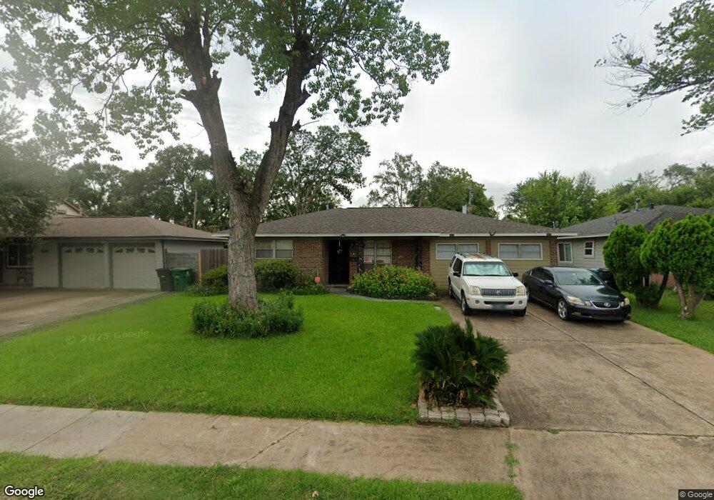 5421 De Milo Dr, Houston, TX 77092 - photo 1