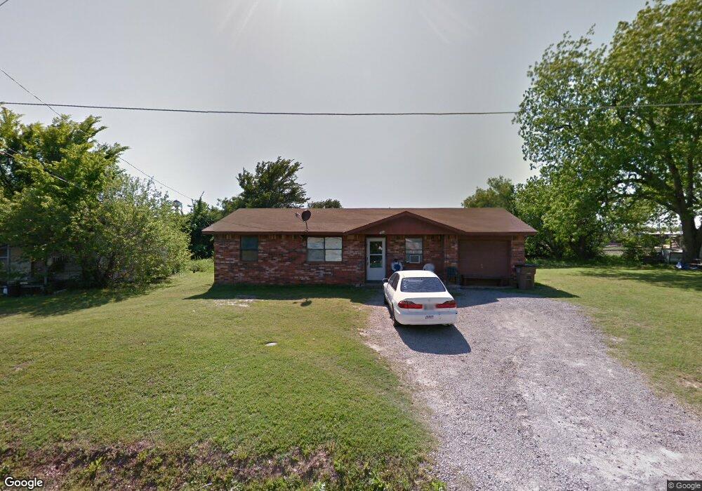 304 S B St, Eufaula, OK 74432 - photo 1