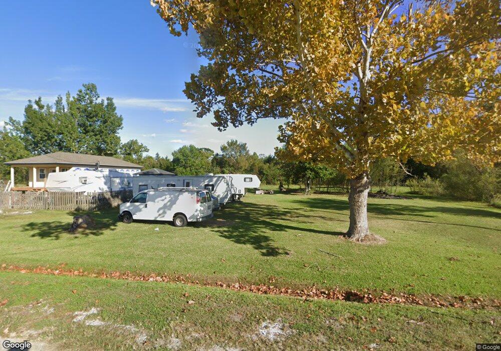 427 Ashland Dr, Houma, LA 70363 - photo 1