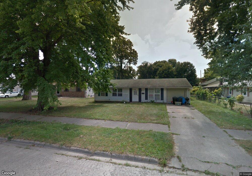 321 4th St, Lincoln, IL 62656 - photo 1