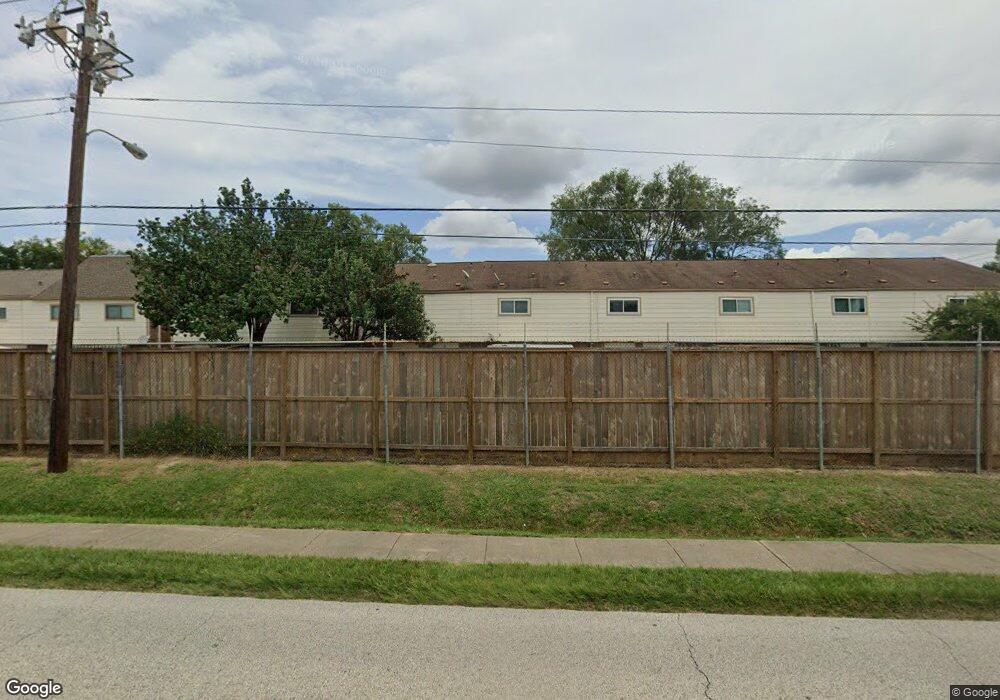 14555 Misty Meadow Ln, Houston, TX 77079 - photo 1