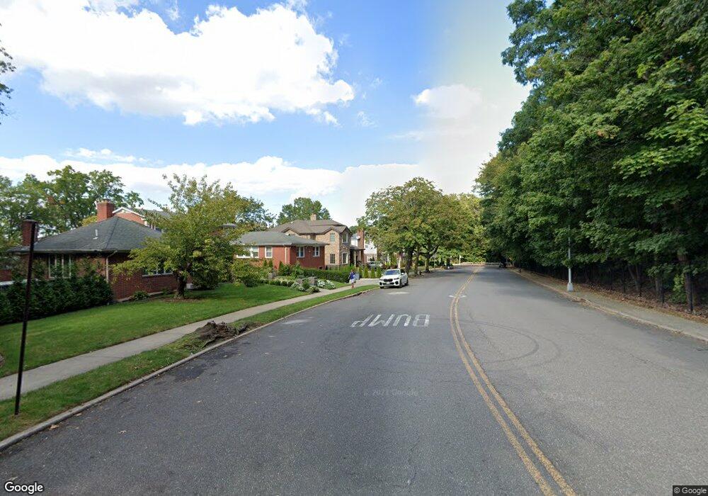 18902AHILL Avon Rd, Jamaica, NY 11423 - photo 1