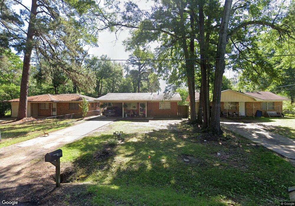 302 Forest St, Pineville, LA 71360 - photo 1