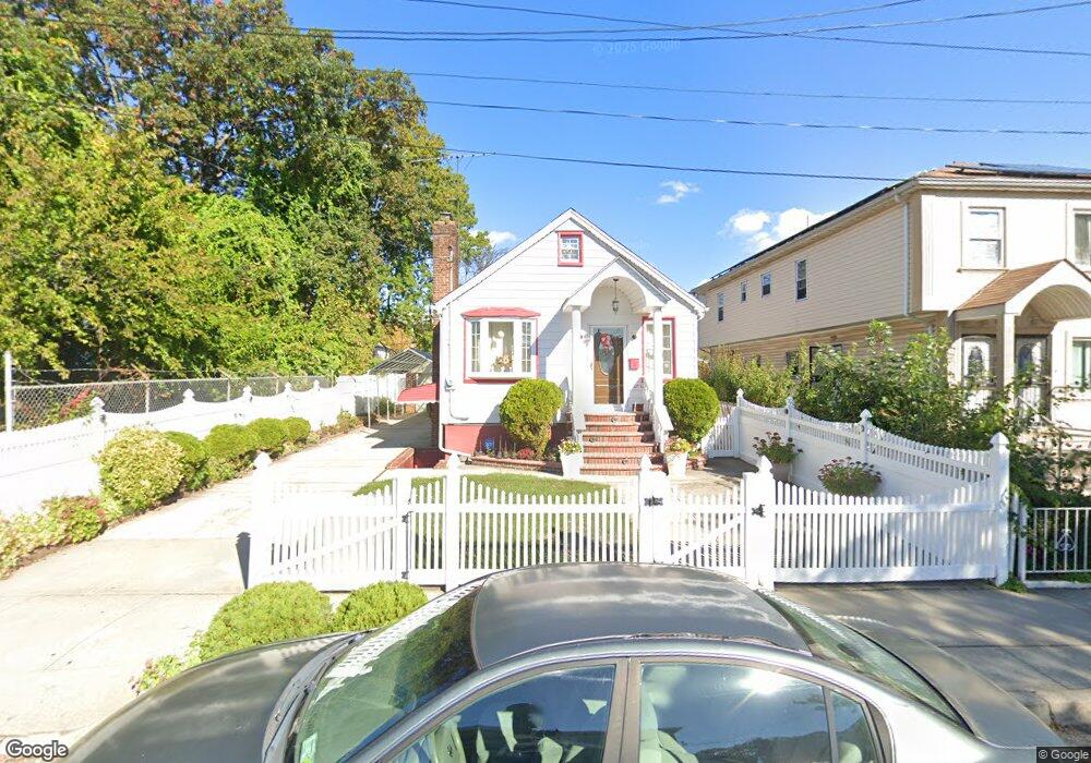 16711 142nd Ave, Jamaica, NY 11434 - photo 1