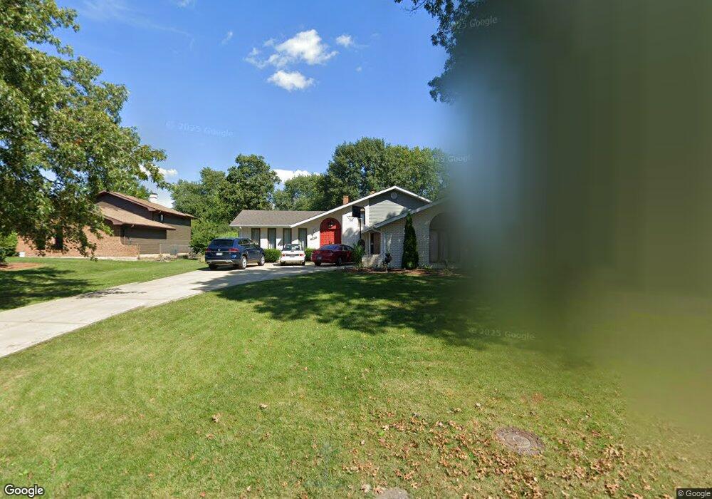 9611 Acorn Dr, Saint John, IN 46373 - photo 1