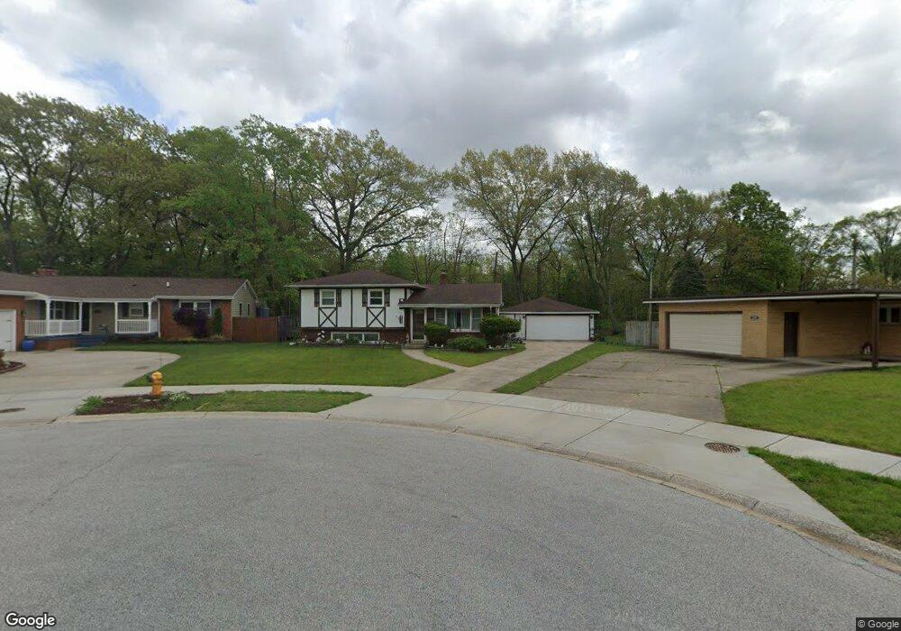 211 W 38th Ct, Griffith, IN 46319 - photo 1