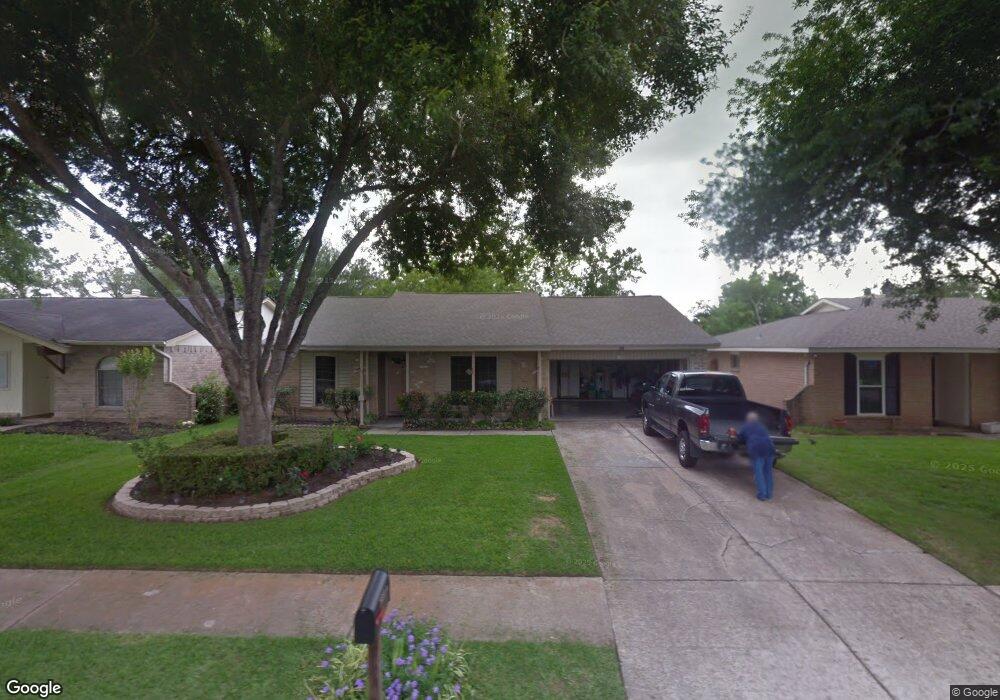 16514 Bougainvilla Ln, Friendswood, TX 77546 - photo 1