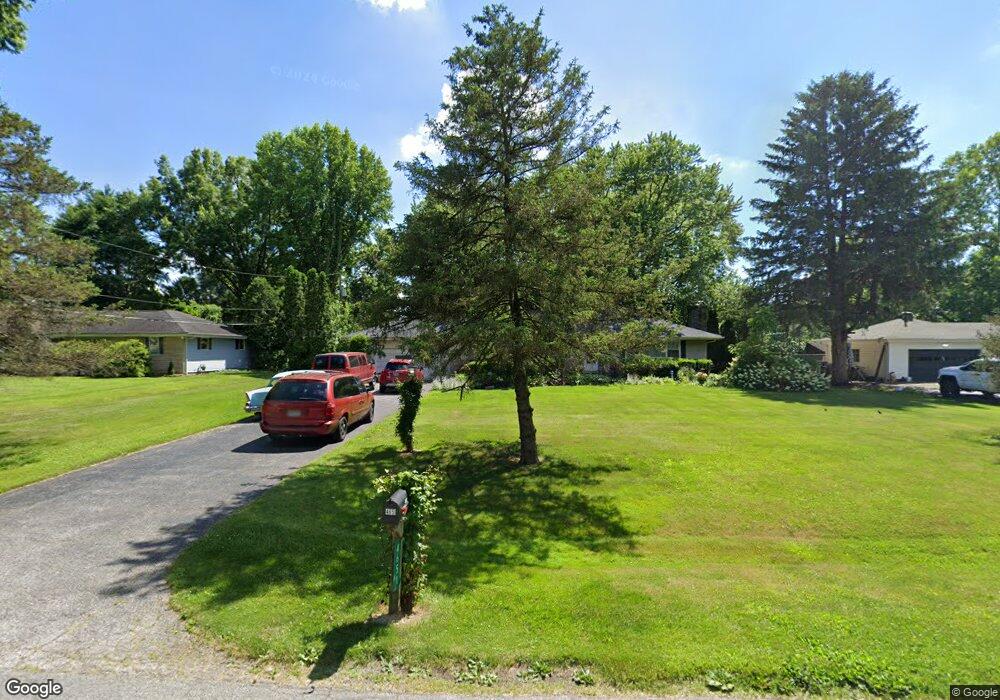 4651 Wingate Rd, Columbus, OH 43232 - photo 1