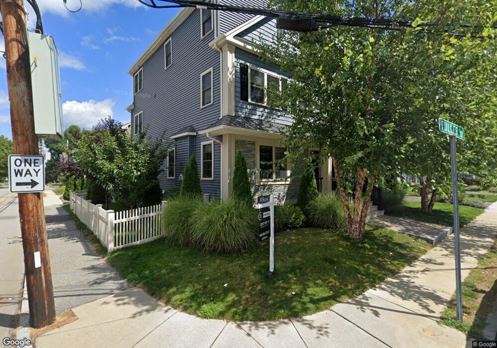 4 Fuller St, Waltham, MA 02453 - photo 1