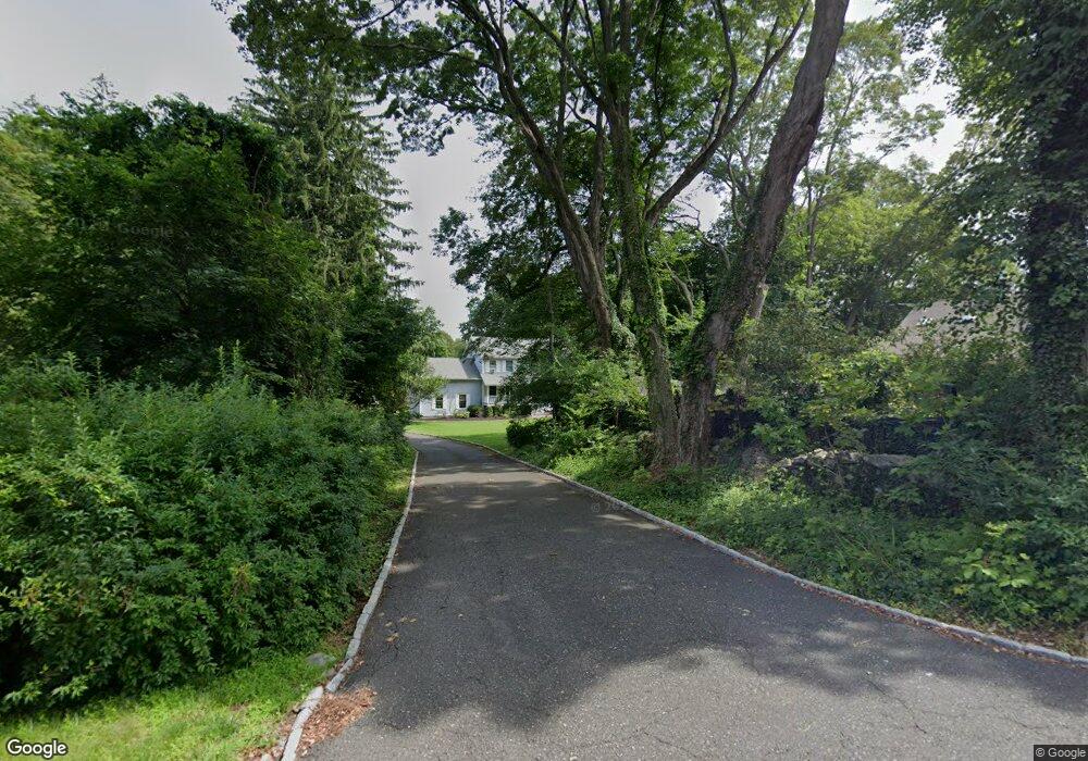 11 Maple Shade Rd, Ridgefield, CT 06877 - photo 1