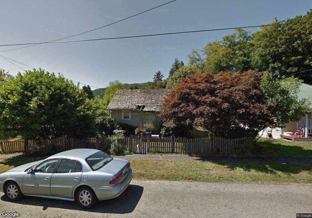 1310 Larch St, Raymond, WA 98577 - photo 1