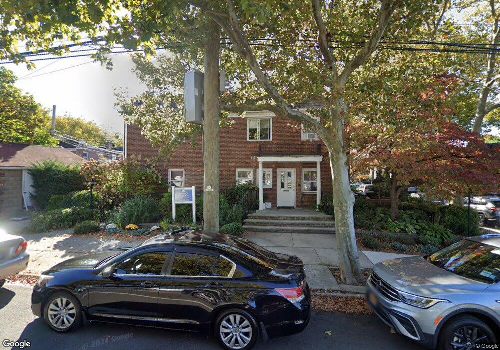 7303 198th St, Flushing, NY 11366 - photo 1