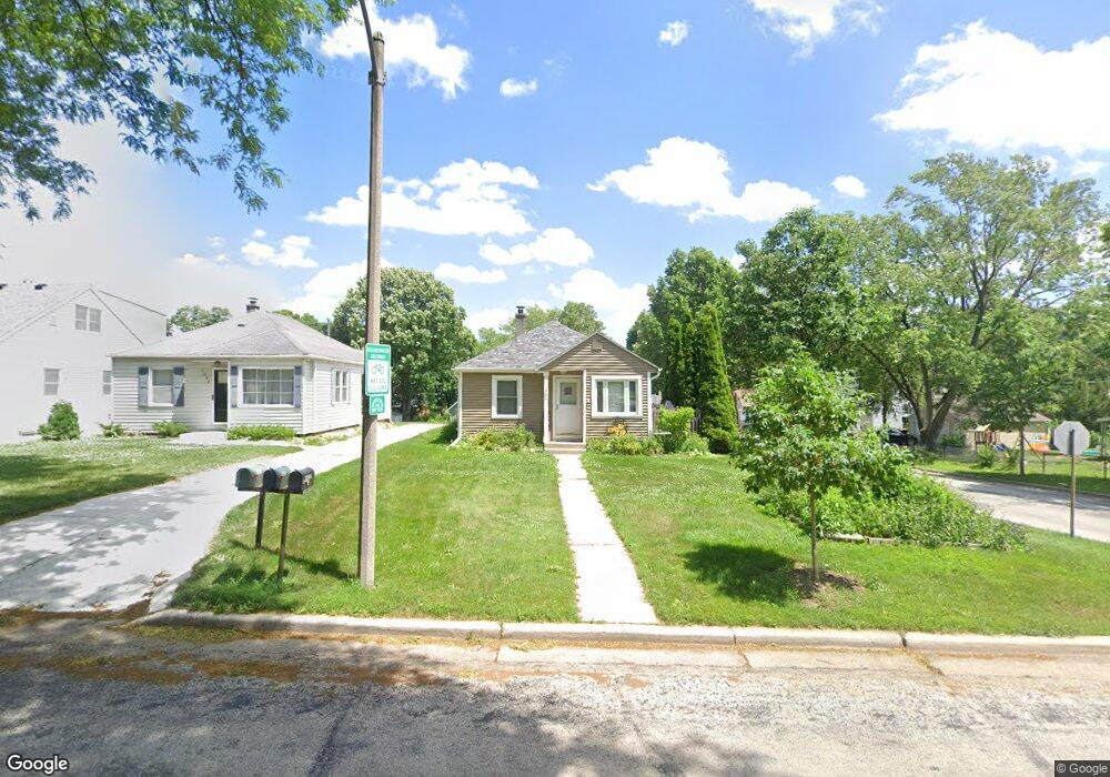 1902 N 118th St, Milwaukee, WI 53226 - photo 1