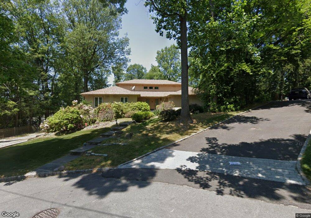 15 Dominick Ct, Short Hills, NJ 07078 - photo 1