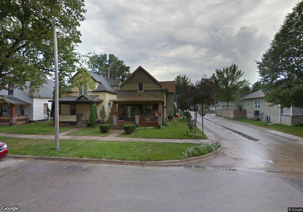 725 2nd Ave SW, Cedar Rapids, IA 52404 - photo 1