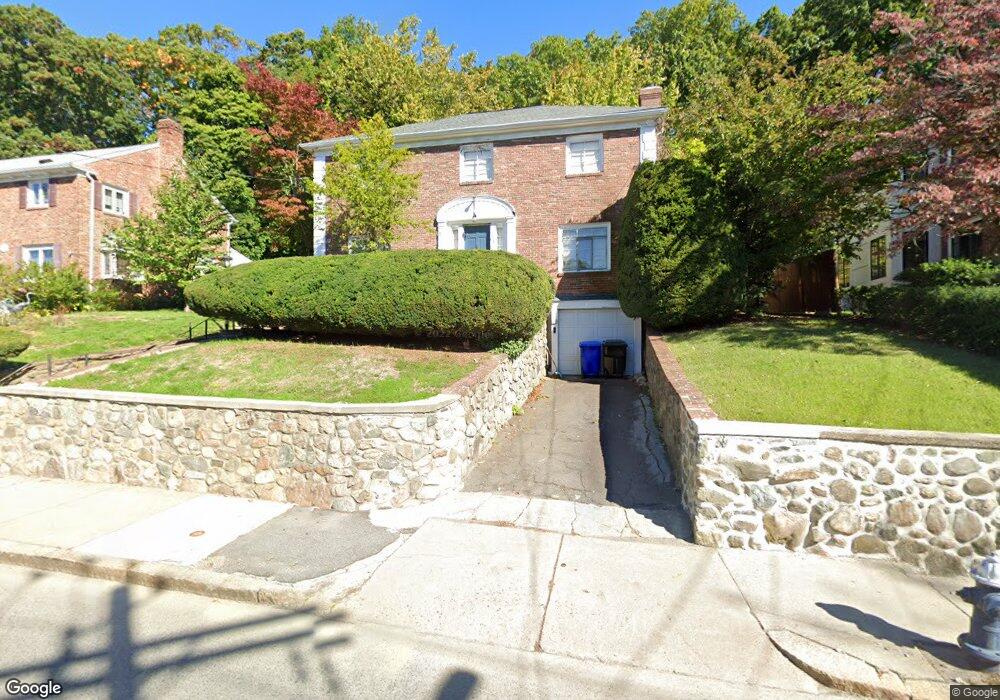 233 Tappan St, Brookline, MA 02445 - photo 1