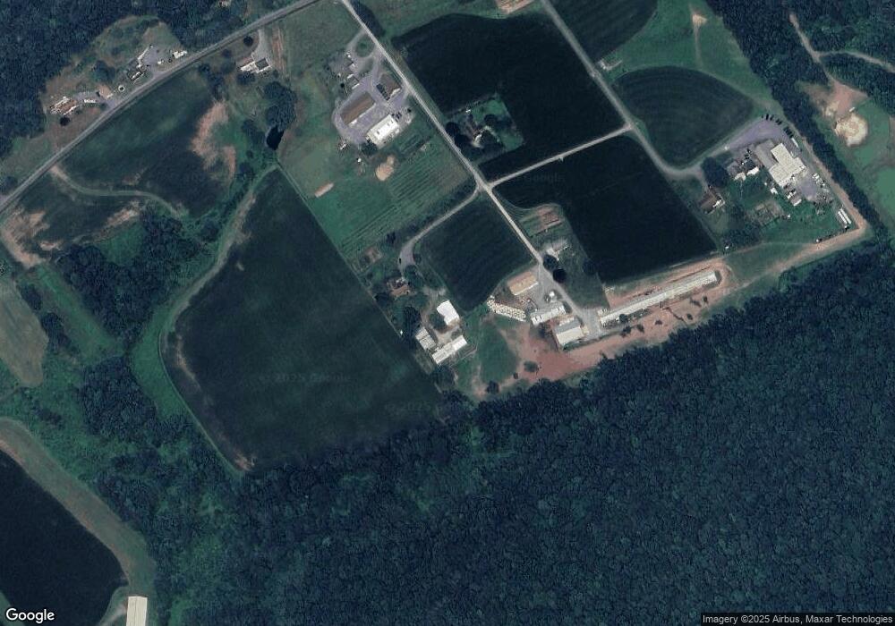 1018 Spruce Ln, Tamaqua, PA 18252 - photo 1